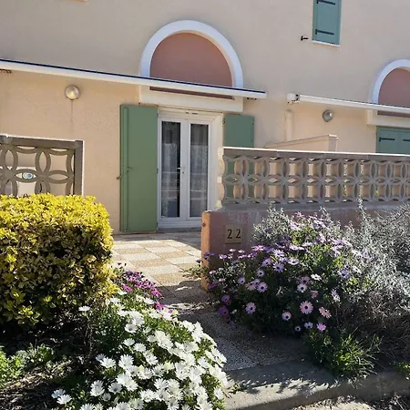 Maison Climatisee A 2 Pas De La Avec Piscine Et Parking Prive, 6 Couchages - - Fr-1-229-486 Holiday home Gruissan